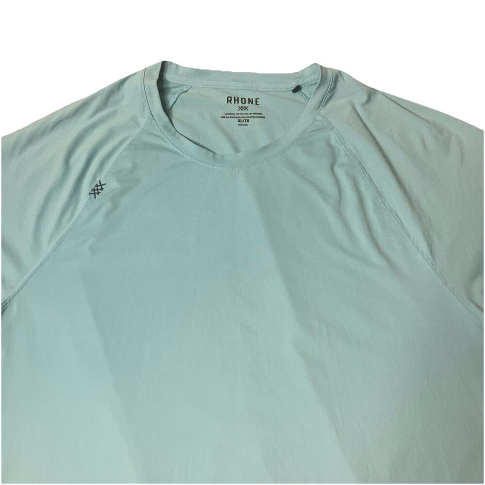 Rhone Performance Shirt Mens XL Light Blue Athletic Short Sleeve Stretch Workout